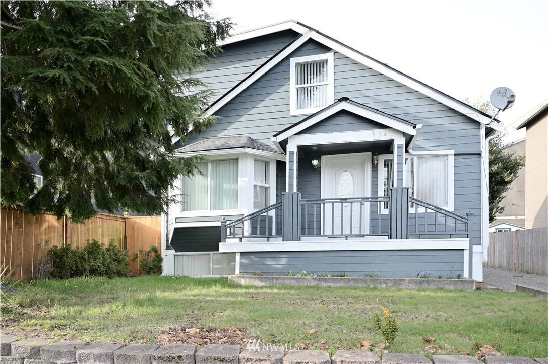 934 N 100th ST, Seattle, WA 98133