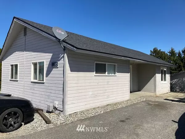 1416 College CT, Wenatchee, WA 98801