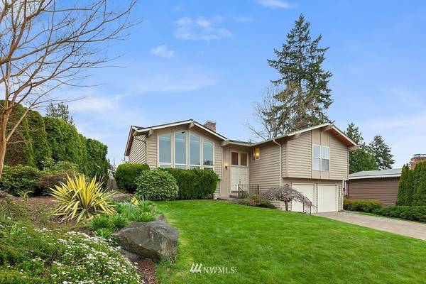 11223 NE 61st PL, Kirkland, WA 98033