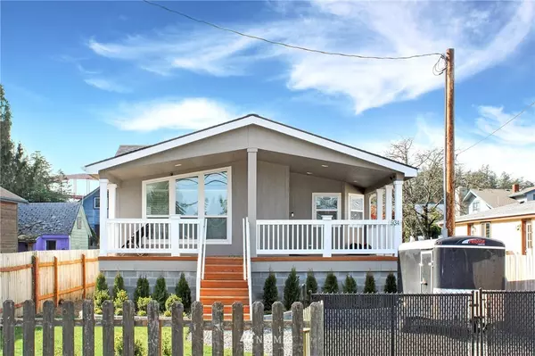 La Conner, WA 98257,934 4th ST