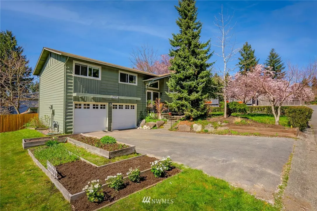 Bothell, WA 98012,17504 Valley Circle DR