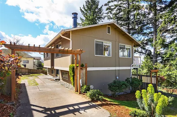 1915 S Orcas ST, Seattle, WA 98108