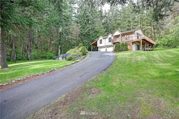 Camano Island, WA 98282,874 Vista DR