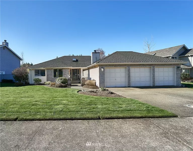14027 SE 181st ST, Renton, WA 98058