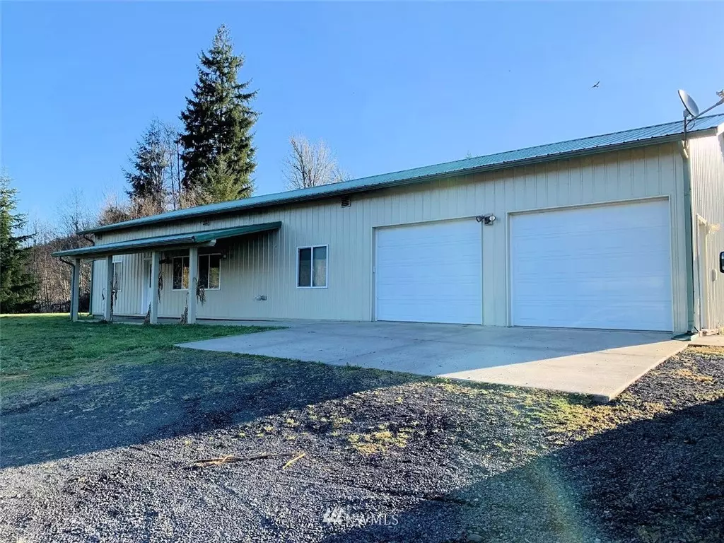 Chehalis, WA 98532,105 Hobbs Hill DR