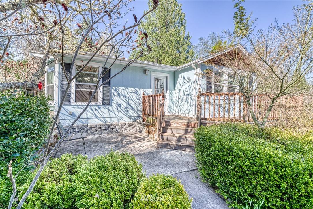 621 Cornwall RD, Lakebay, WA 98349