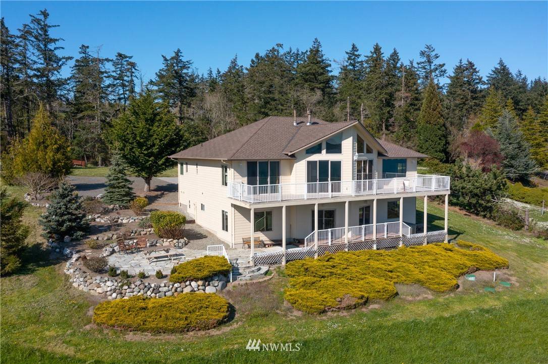2364 Strawberry Point RD, Oak Harbor, WA 98277