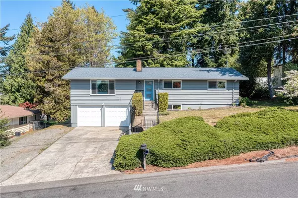 7301 25th ST W, University Place, WA 98466