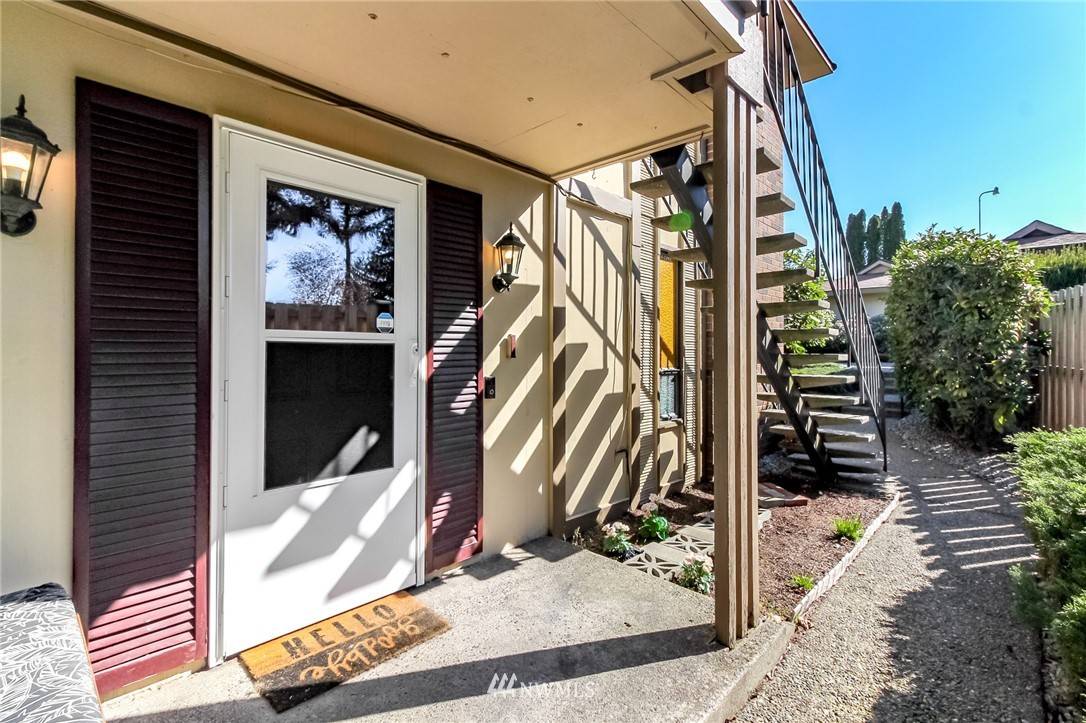 Kent, WA 98031,10210 SE 239th ST #1