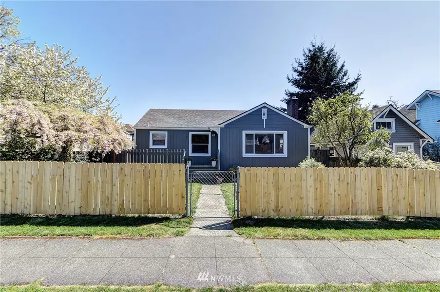 3821 McKinley Ave E, Tacoma, WA 98404