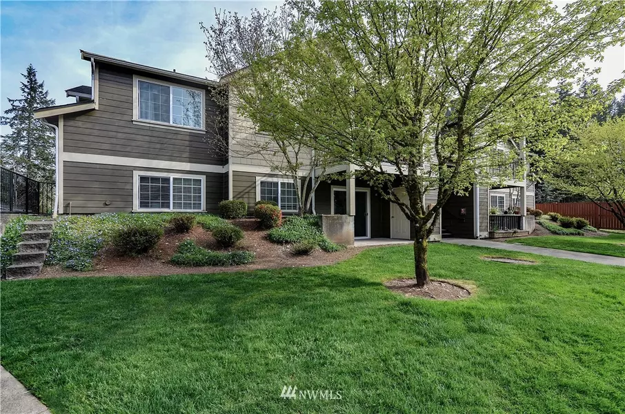 1405 Evergreen Park DR SW #103, Olympia, WA 98502