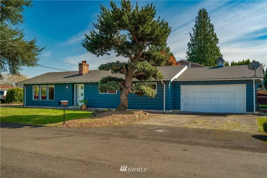 1802 11th AVE NW, Puyallup, WA 98371