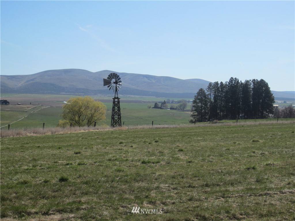 424 Rolling Hill DR, Ellensburg, WA 98926
