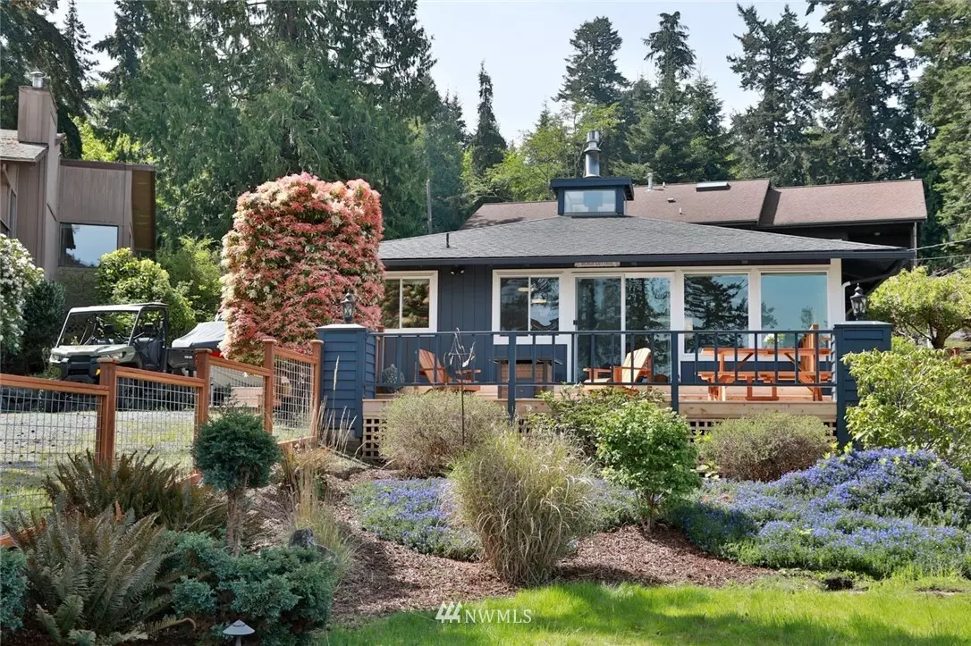 Langley, WA 98260,2289 Whidbey Shores RD