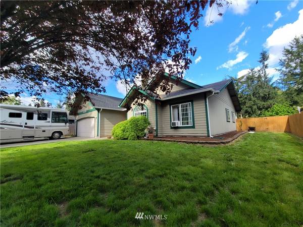 39509 25th Avenue Ct S, Roy, WA 98580