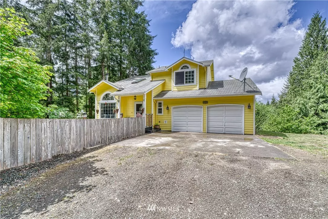 Seabeck, WA 98380,443 Beef Creek LN NW