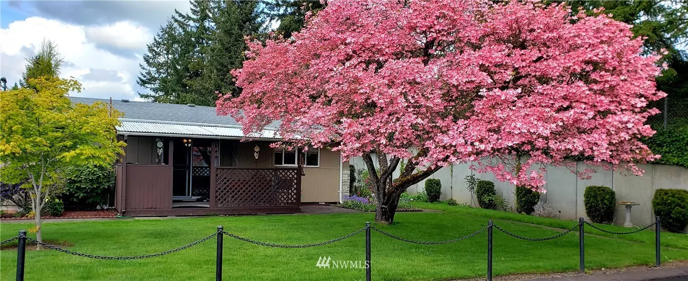 332 7th PL SE #1, Puyallup, WA 98372