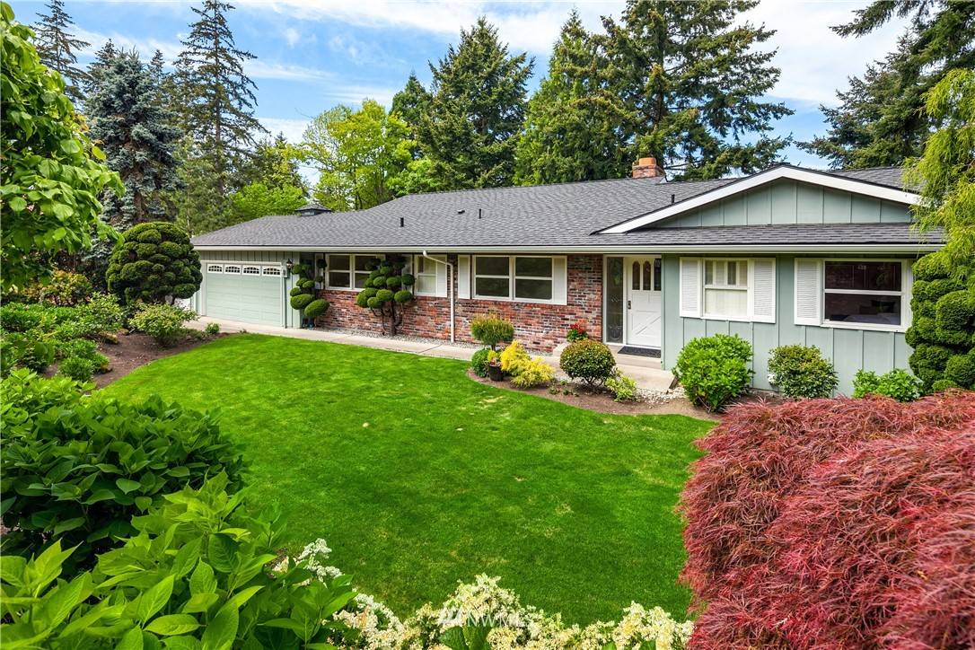 9632 NE 34th ST, Clyde Hill, WA 98004