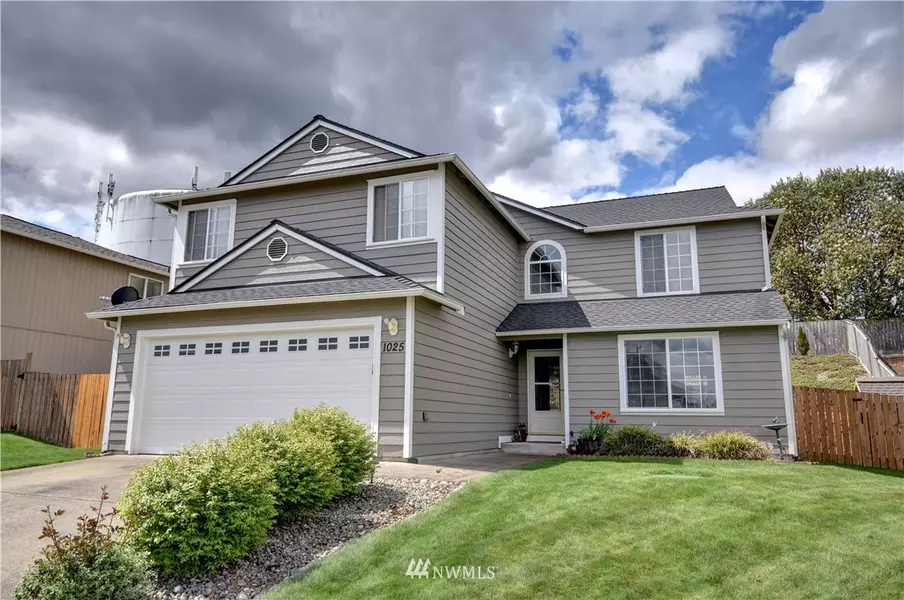 1025 Fitz Hugh DR SE, Olympia, WA 98513