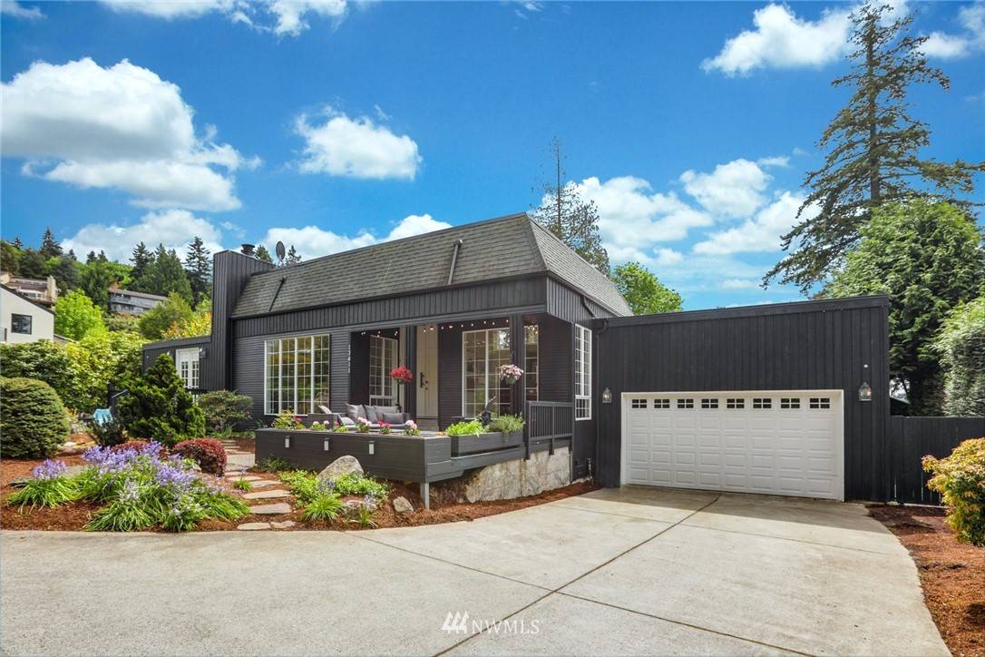 13411 Holmes Point DR NE, Kirkland, WA 98034