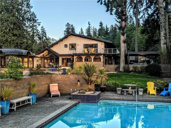 10024 Kopachuck DR NW, Gig Harbor, WA 98335