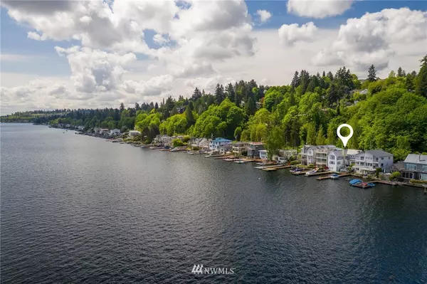 12036 Riviera PL NE, Seattle, WA 98125