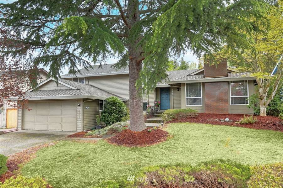 17418 159th AVE SE, Renton, WA 98058