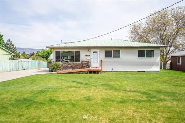 1335 Monitor ST, Wenatchee, WA 98801