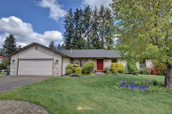 7912 Mountain Aire LOOP SE, Olympia, WA 98503