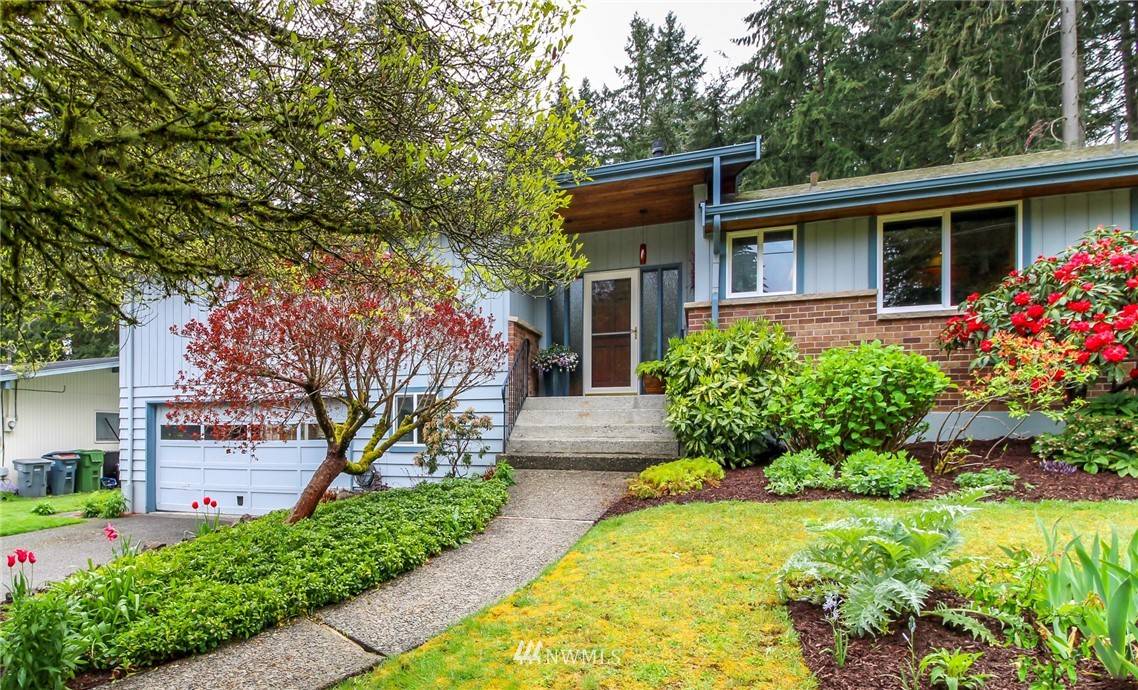 7026 37th Street Ct W, University Place, WA 98466
