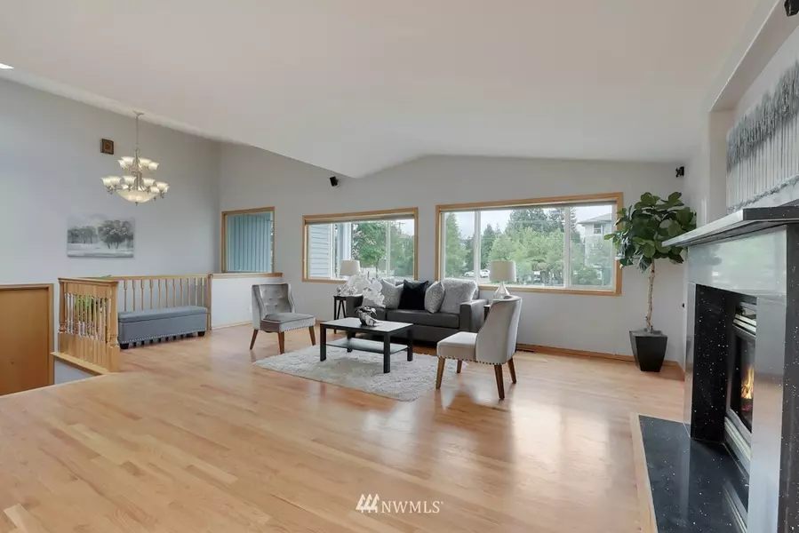 3925 S 188th ST, Seatac, WA 98188