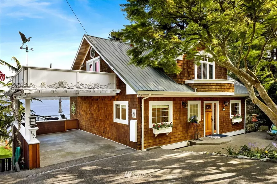 3377 Biz Point RD, Anacortes, WA 98221