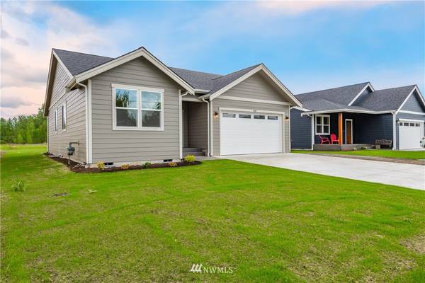 420 E Madison ST, Nooksack, WA 98276