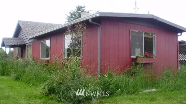 681 Lotzgesell RD, Sequim, WA 98382