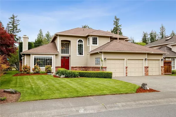 25902 Lake Wilderness country club DR SE, Maple Valley, WA 98038