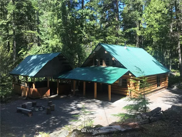 115 Silver Springs USFS, Greenwater, WA 98022