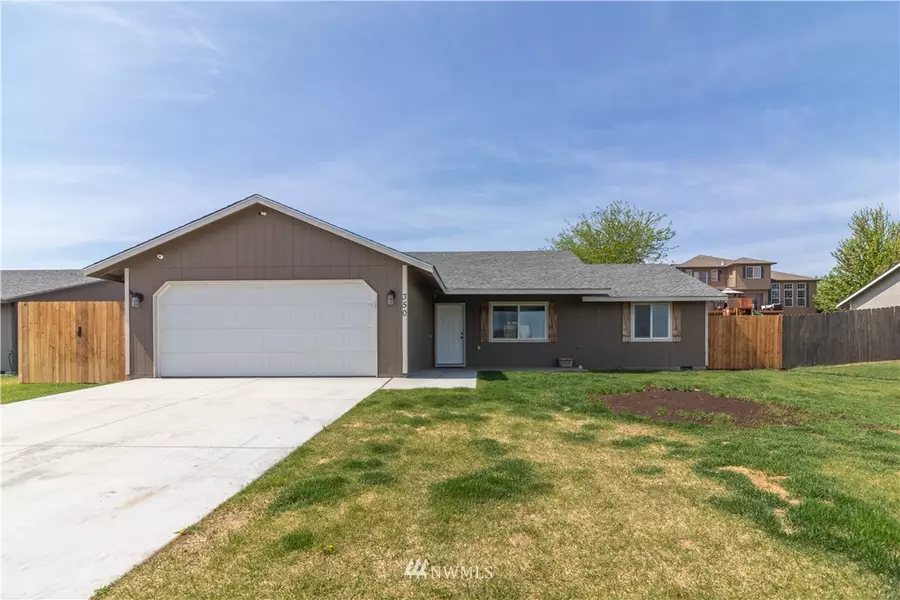 350 N Saratoga WAY, Moses Lake, WA 98837