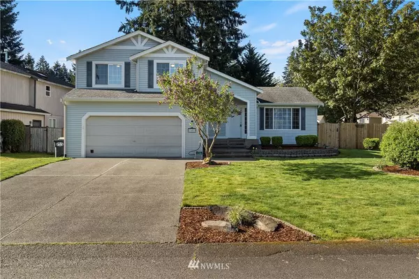 7601 Elm CT SE, Lacey, WA 98503