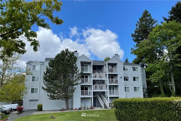 975 Aberdeen AVE NE #B302, Renton, WA 98056