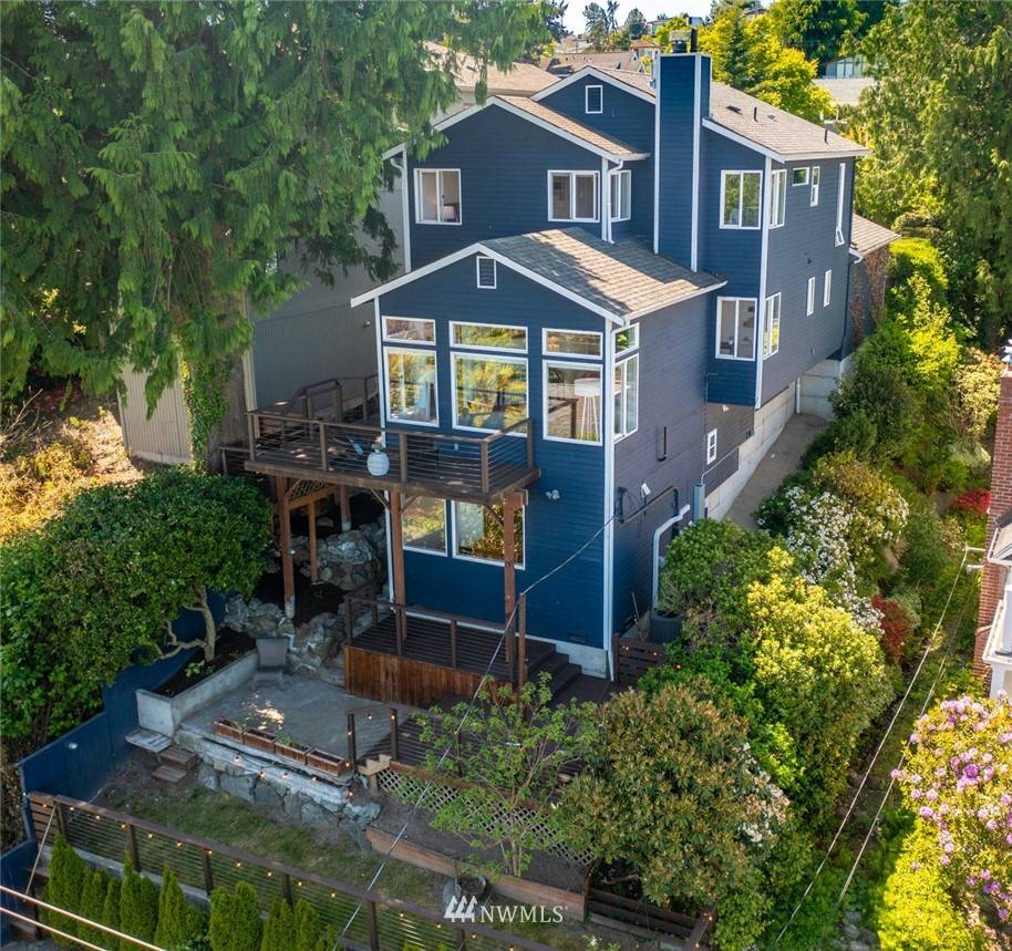 2838 Patten PL W, Seattle, WA 98199