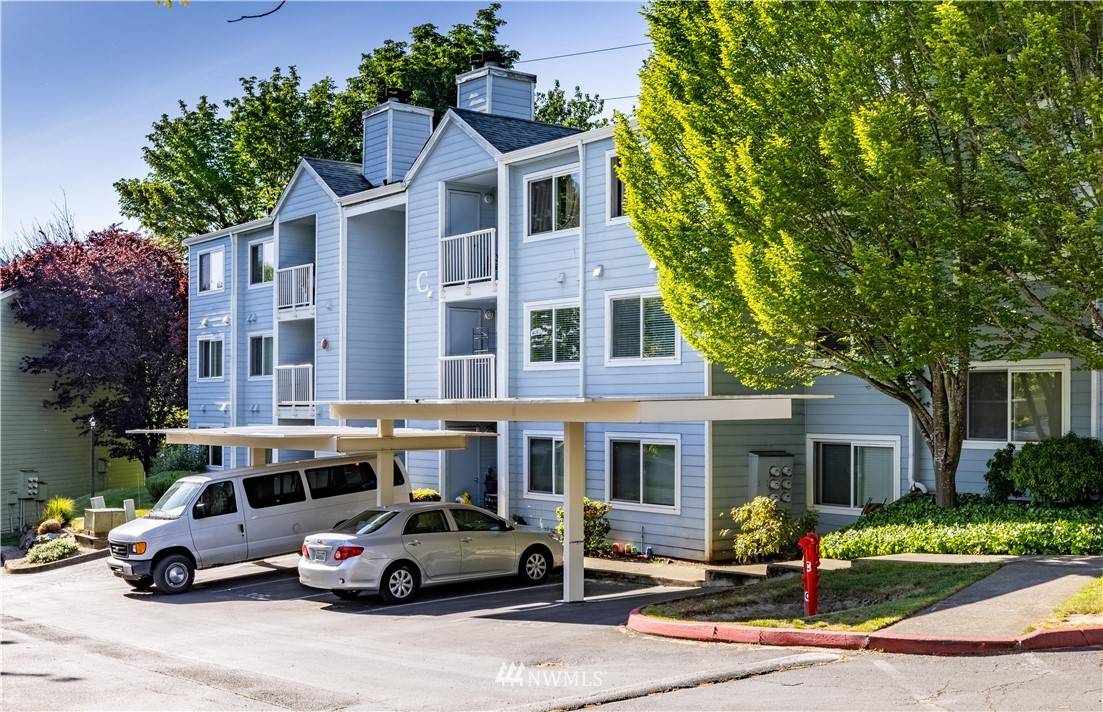 975 Aberdeen AVE NE #C204, Renton, WA 98056