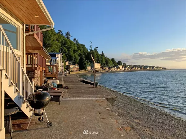 Camano Island, WA 98282,660 Doeskin CT