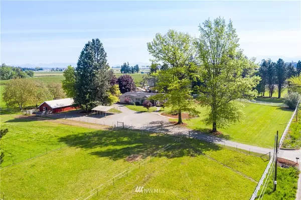 688 Birch Bay Lynden RD, Lynden, WA 98264