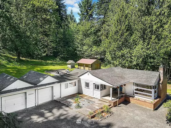 Issaquah, WA 98027,29903 SE Preston WAY