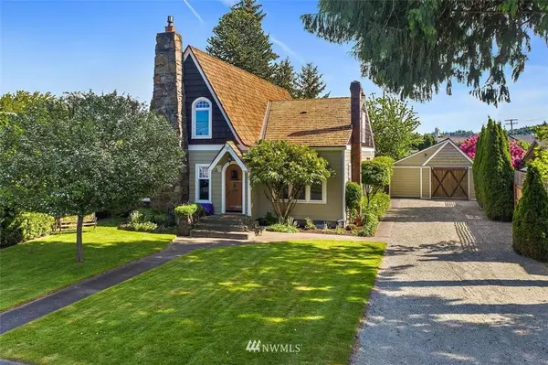 1118 W Main ST, Puyallup, WA 98371
