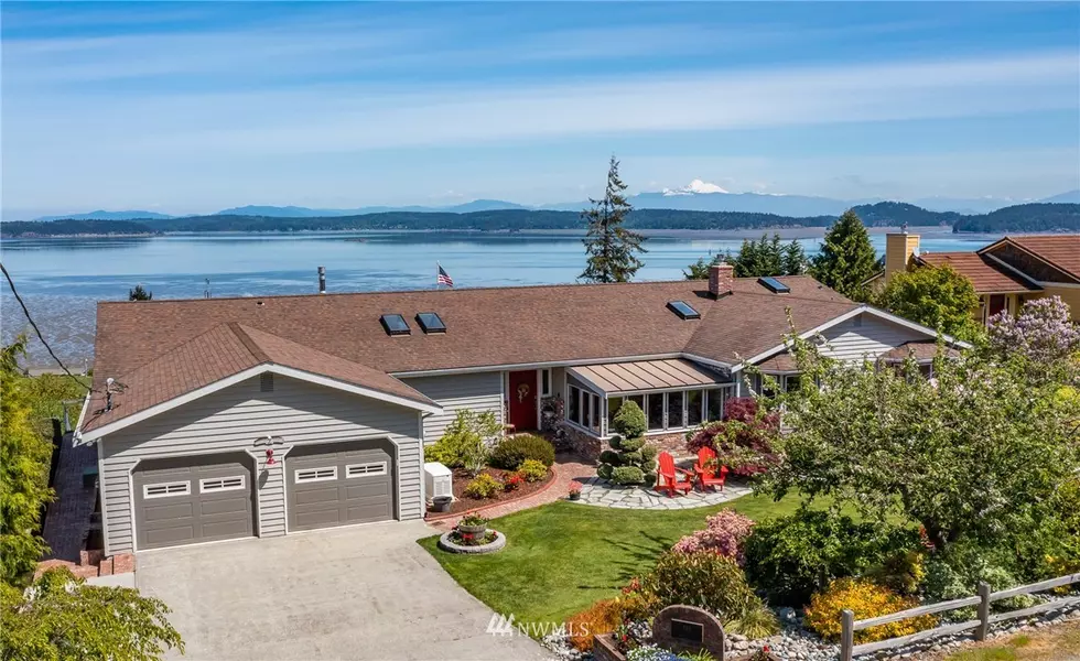 585 Birch ST, Oak Harbor, WA 98277