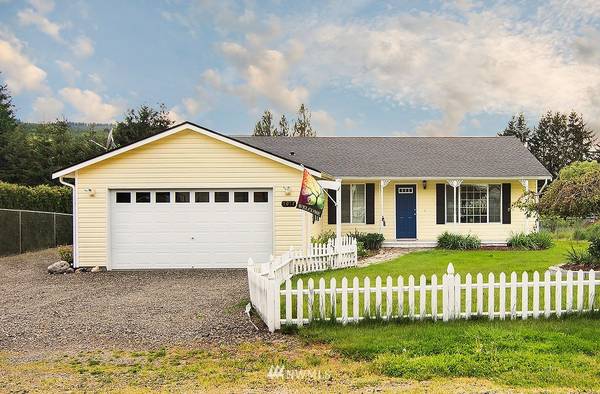 1017 F ST, Vader, WA 98593