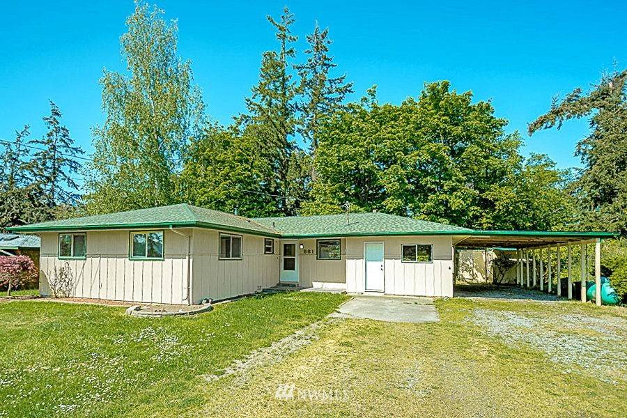 881 Walker AVE, Oak Harbor, WA 98277