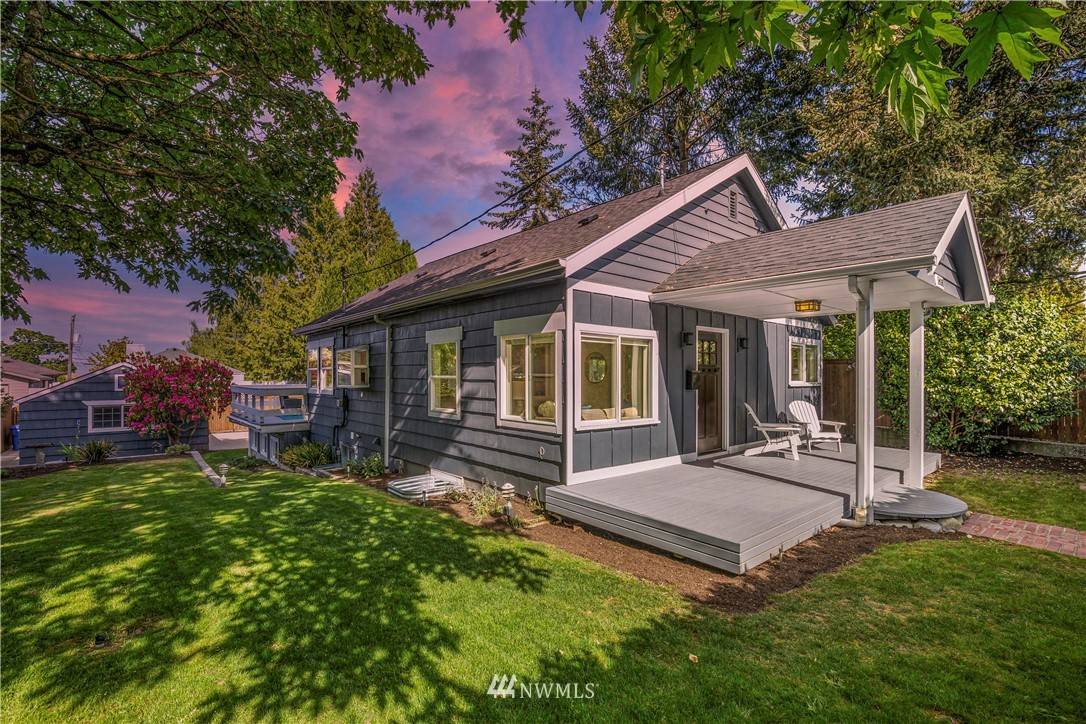 5931 48th AVE SW, Seattle, WA 98136