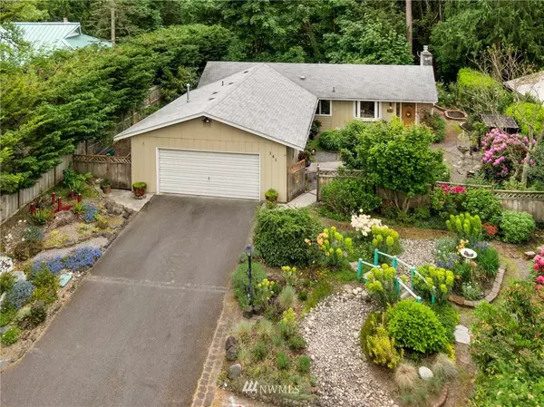 141 Candlewyck DR W, Lakewood, WA 98499